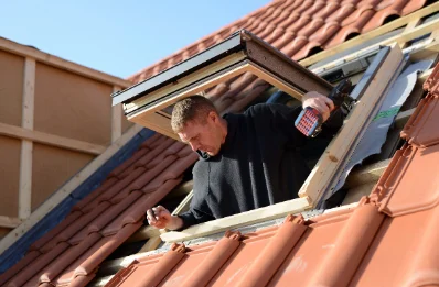 Pose de fenêtres de toit Velux à Mellé